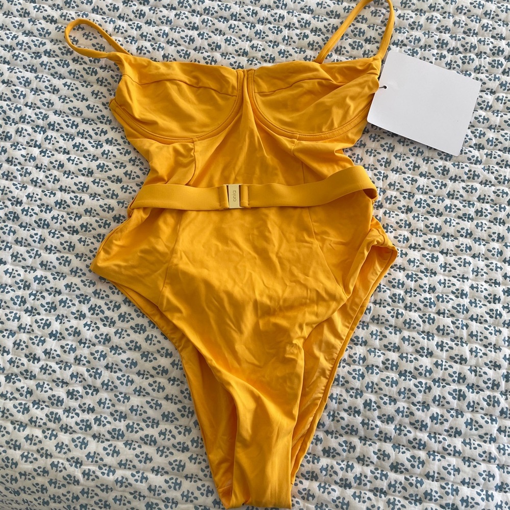 Onia x weworewhat one piece citrus size medium